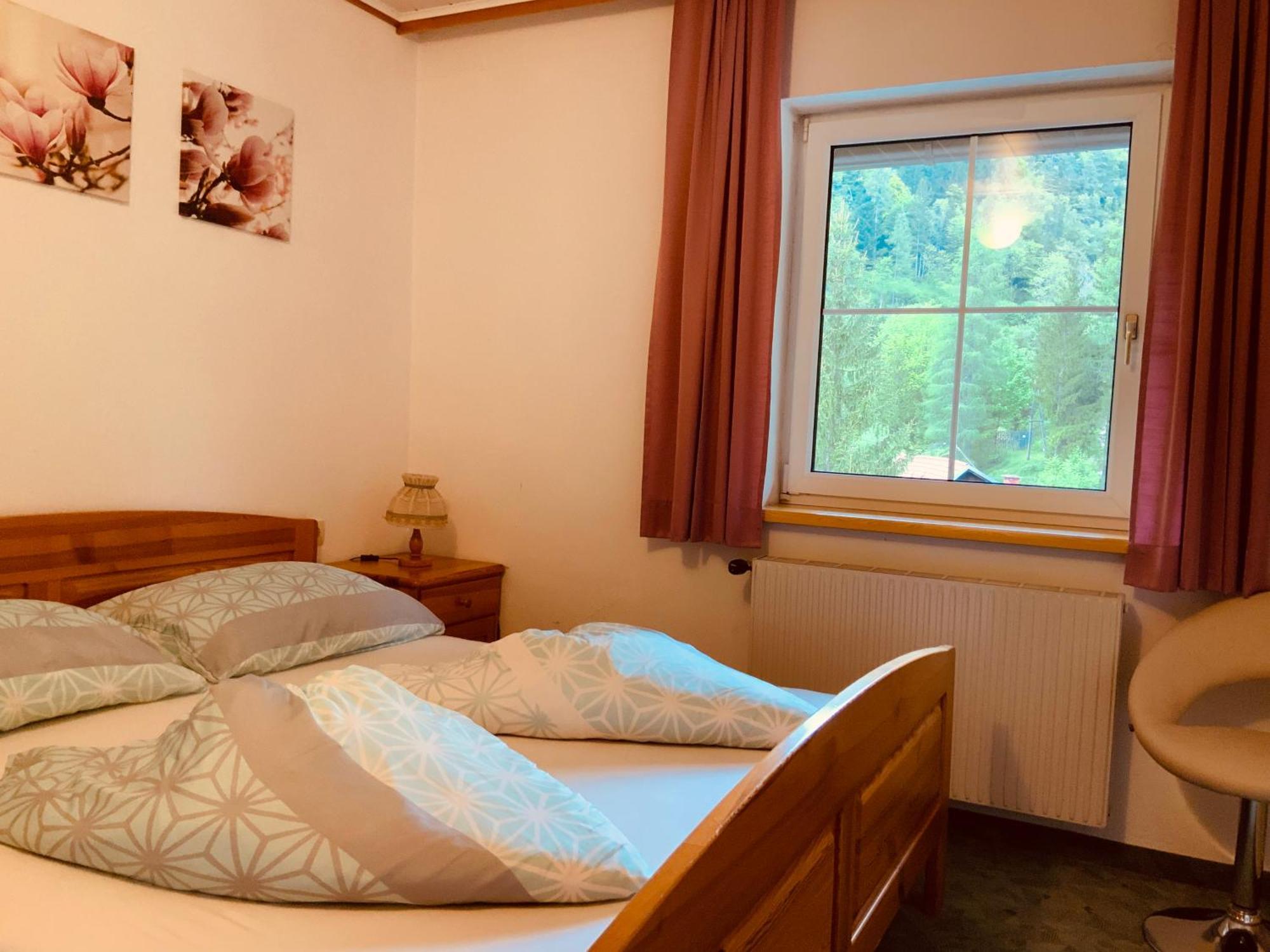 Motel Brunner Apartments & Zimmer Bad Eisenkappel Quarto foto